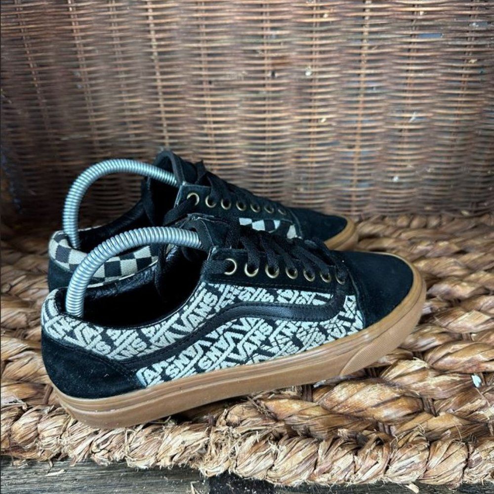 Vans Sz 7 Men's Black Graphic Logo Low Top‎ Lace Up Sneakers